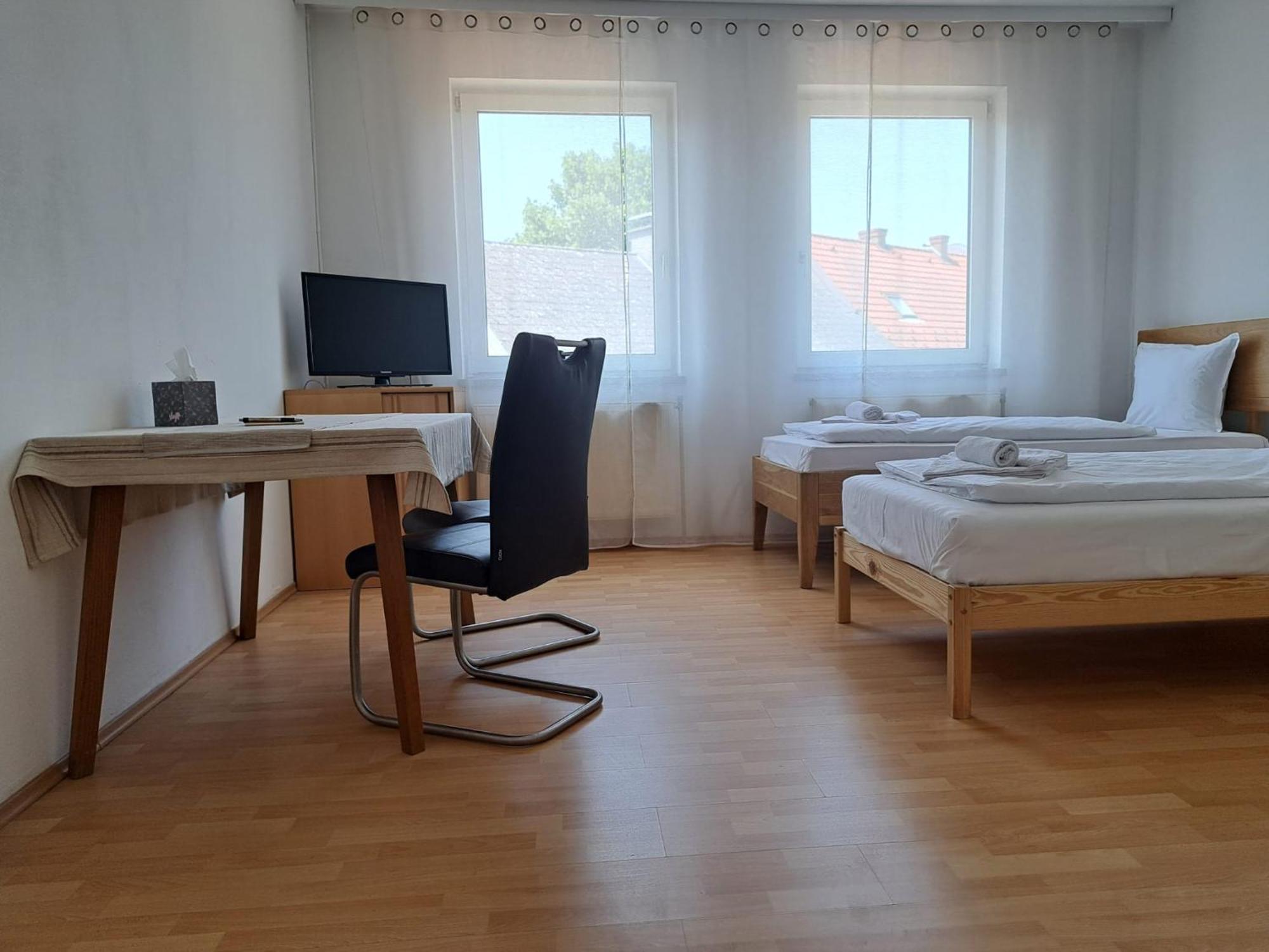 Hotel MEDITERRANEO Ybbs an der Donau Buitenkant foto